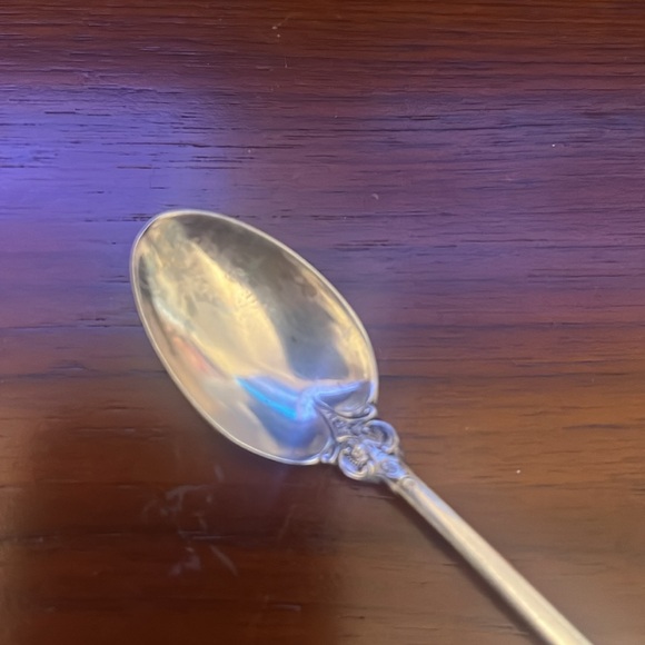 Wallace Silversmiths Grande Baroque infant spoon - Picture 2 of 7